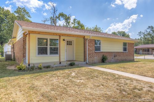 2439 S 123rd East Ave Avenue E, Tulsa, OK, 74129 | Card Image