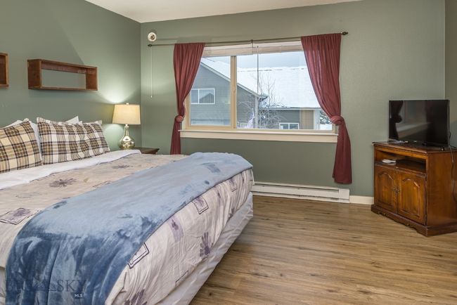 Spacious bedrooms | Image 17