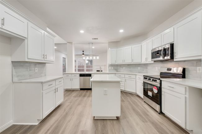 10832 Hawks Landing Rd, House other with 4 bedrooms, 3 bathrooms and null parking in Haslet TX | Image 14