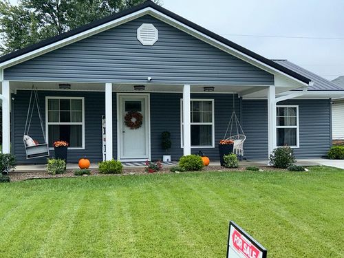 107 Dawn Ln, Waverly, OH, 45690-9663 | Card Image