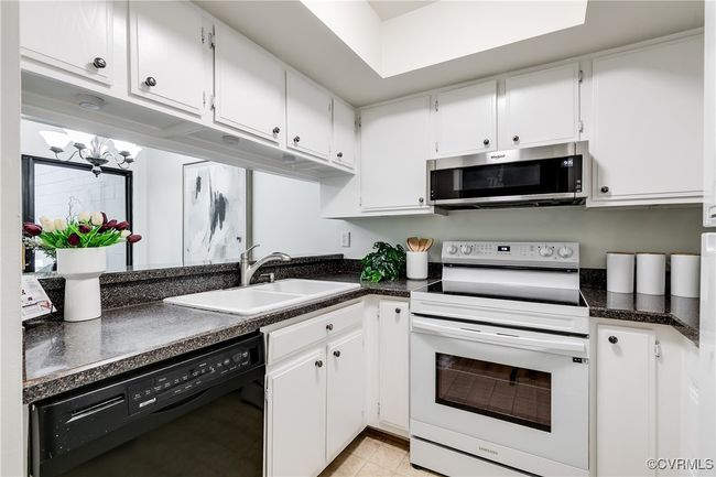4814 Long Shadow Dr, Townhouse with 2 bedrooms, 2 bathrooms and null parking in Midlothian VA | Image 19
