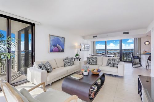 apt-24h-3000 N Ocean Dr, Riviera Beach, FL, 33404-3249 | Card Image