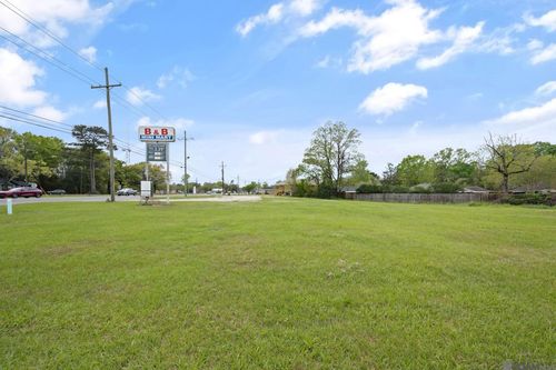 1419 Florida Ave Sw, Denham Springs, LA, 70726-4639 | Card Image