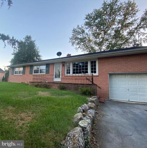 71 Cherry Ln, SHEPHERDSTOWN, WV, 25443-2200 | Card Image