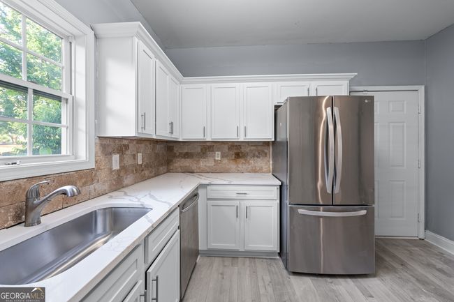 628 Warren Ave, House other with 3 bedrooms, 2 bathrooms and null parking in Scottdale GA | Image 6