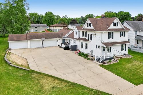 129 W Main St, Dane, WI, 53529-9796 | Card Image