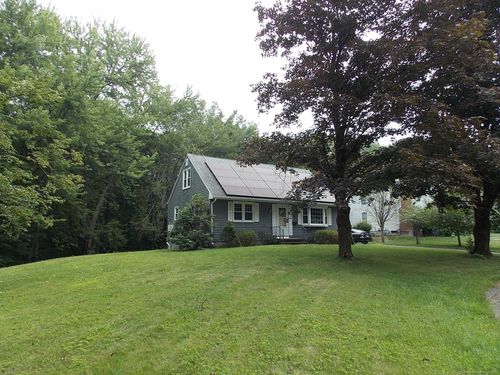 10 Crestview Cir, Enfield, CT, 06082-3021 | Card Image