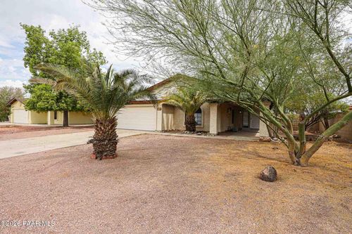 6320 W Paradise Lane, Glendale, AZ, 85306 | Card Image