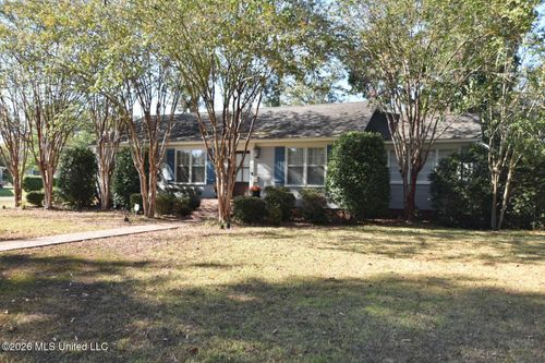 501 E Adams Ave, Greenwood, MS, 38930-3105 | Card Image