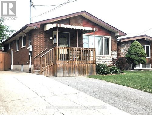 lower-18 Greeningdon Dr, Hamilton, ON, L9A3A7 | Card Image