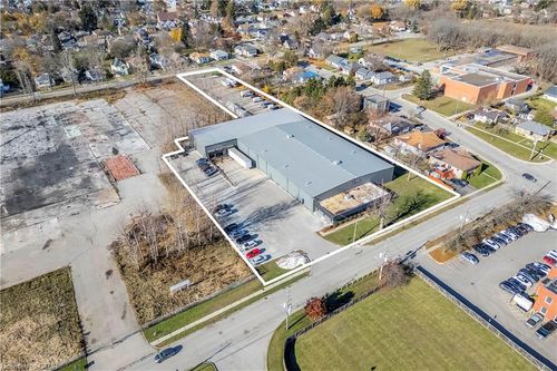 {{alt}} | Card Image