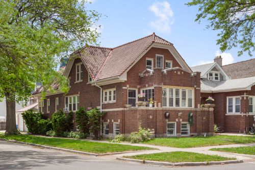 4101 W Oakdale Ave, Chicago, IL, 60641-5415 | Card Image
