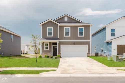 3918 Riverstone Dr, Whitestown, IN, 46075-9839 | Card Image