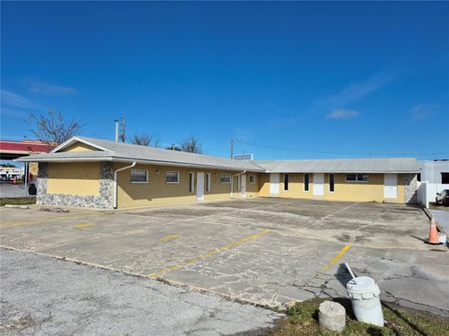 5147 Marine Pkwy, NEW PORT RICHEY, FL, 34652-4203 | Card Image