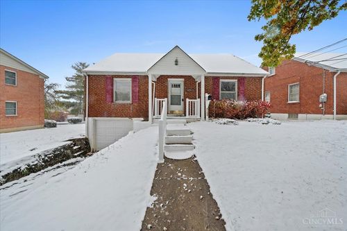 7158 Dunn Rd, Anderson Twp, OH, 45230-4113 | Card Image