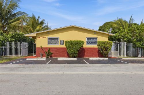 16030 Ne 19th Pl, North Miami Beach, FL, 33162-5769 | Card Image