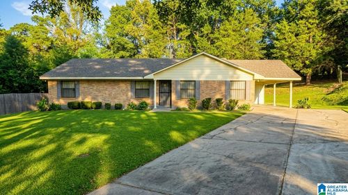 316 Crestwood Dr, SELMA, AL, 36701-6045 | Card Image