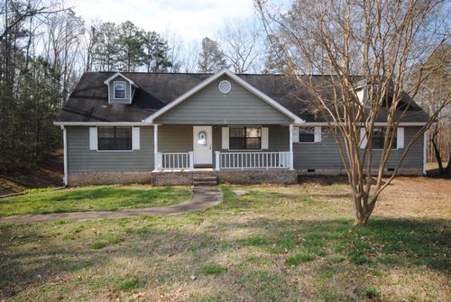 627 Castleview Dr, Ringgold, GA, 30736-6907 | Card Image