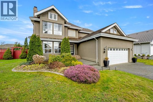 931 Crown Isle Dr, Courtenay, BC, V9N8R6 | Card Image