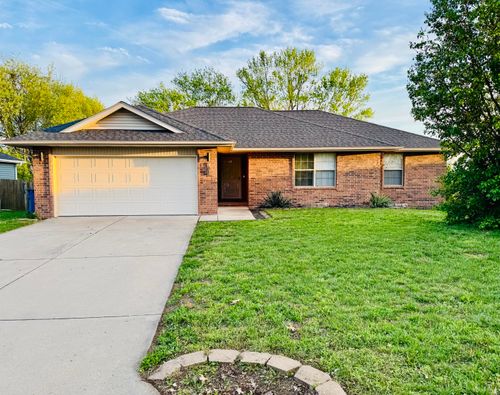 142 W Trail Point Dr, Nixa, MO, 65714-7626 | Card Image