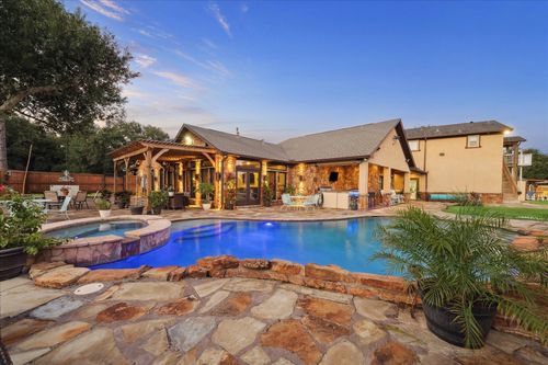 5022 Riverview Dr, Alvin, TX, 77511-9126 | Card Image