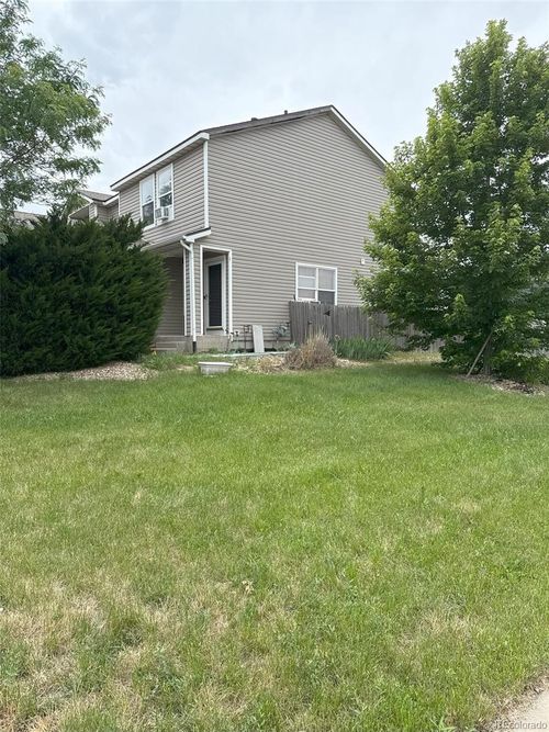 299 Ponderosa Pl, Fort Lupton, CO, 80621-2221 | Card Image