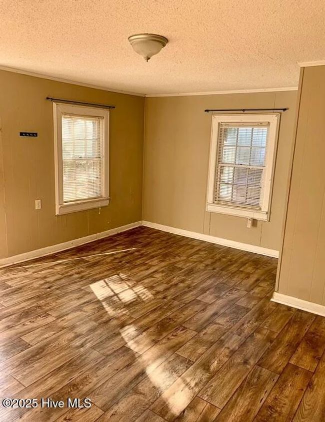 207 2 Nd St, House other with 2 bedrooms, 1 bathrooms and null parking in Erwin NC | Image 5