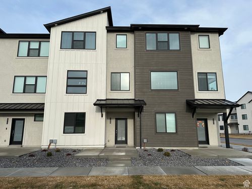 568 S 900 W, American Fork, UT, 84003-5652 | Card Image