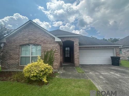 10368 Montrachet Dr, Baton Rouge, LA, 70817 | Card Image