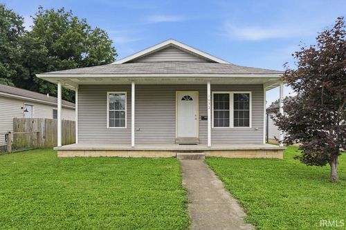 1033 11th St, Tell City, IN, 47586-2129 | Card Image