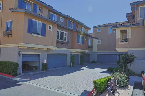 141 Via Montisi, Santee, CA, 92071-6411 | Card Image