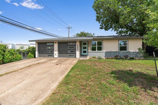 Front of house | Image 32