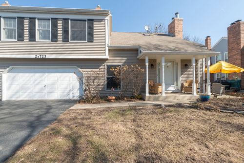 2S723 Timber Dr, Warrenville, IL, 60555-2721 | Card Image