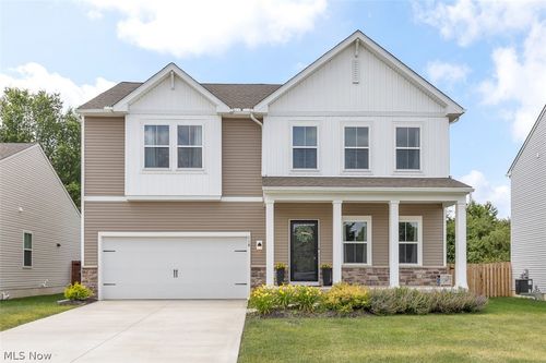 110 Harvest Way, Elyria, OH, 44035-7807 | Card Image