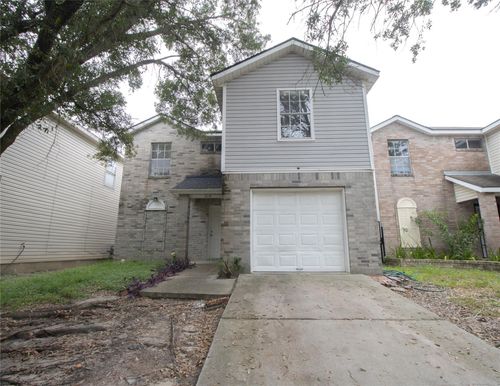 2115 Whittier Dr, Houston, TX, 77032-2047 | Card Image