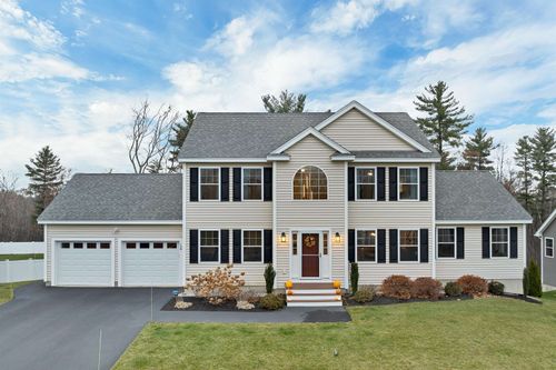158 Standish Ln, Hudson, NH, 03051-4434 | Card Image