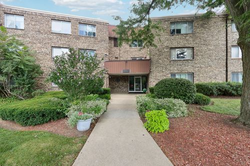 apt-201b-2650 Brookwood Way Dr, Rolling Meadows, IL, 60008-2368 | Card Image