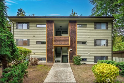 c203-23405 16th Ave S, Des Moines, WA, 98198-8029 | Card Image