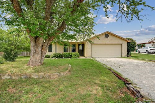 1115 Oakridge Dr, Blanco, TX, 78606-5365 | Card Image