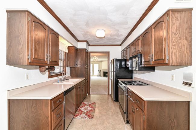 Kitchen toward Dining Room | Image 7