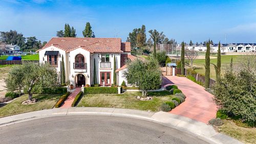 2564 E Sarazen, Fresno, CA, 93730 | Card Image