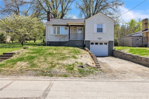 359 3rd St, Smithton, PA, 15479-1005 | Card Image