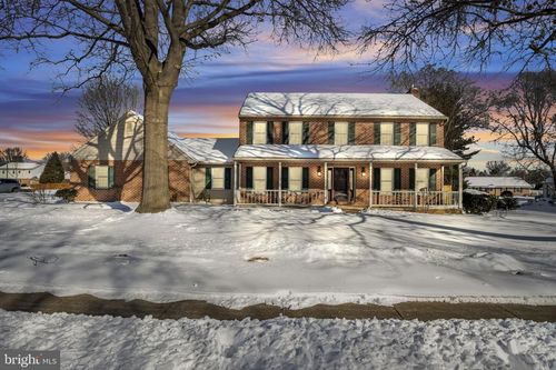 338 Locust Ln, MOUNT JOY, PA, 17552-9204 | Card Image