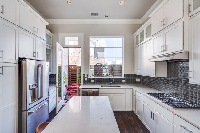 1729 G Ave, House other with 3 bedrooms, 3 bathrooms and null parking in Plano TX | Image 17
