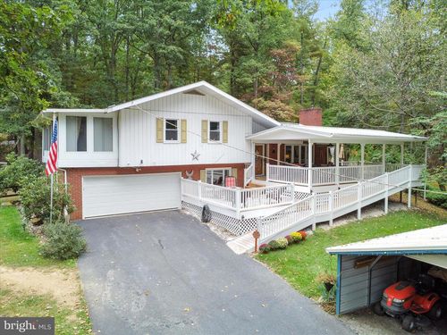 1032 Knob Hill Rd, FAYETTEVILLE, PA, 17222-9787 | Card Image