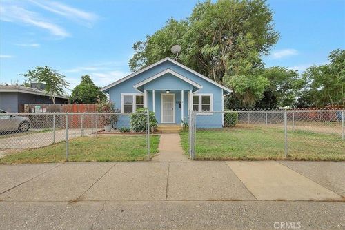 816 Rosalind Ave, Yuba City, CA, 95991-3748 | Card Image