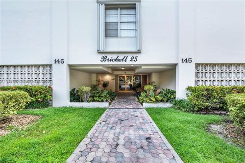 apt-803-145 Se 25th Rd, Miami, FL, 33129-2438 | Card Image