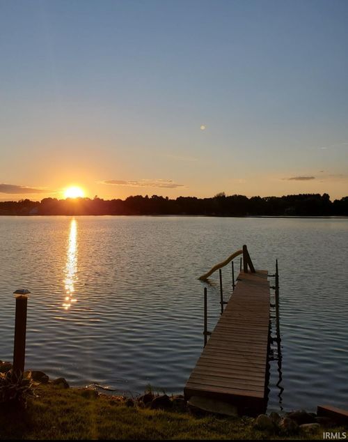 1770 W 570 N, Howe, IN, 46746-9427 | Card Image