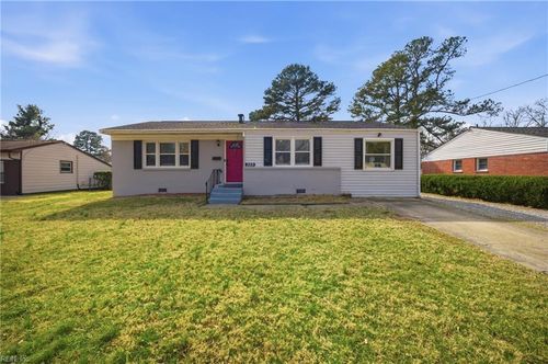 355 Dillon Dr, Virginia Beach, VA, 23452-6754 | Card Image