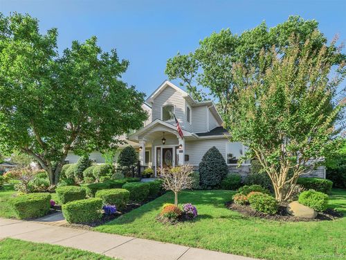 752 Kensington Ct, Westbury, NY, 11590-5813 | Card Image
